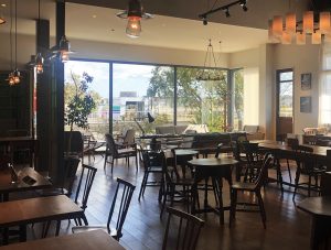 ブラックボードカフェ店内